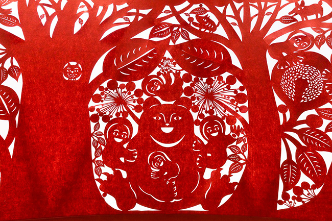 台灣首家 Apple 直營店在台北 101！「有閒來坐」巧妙結合剪紙民藝與 Logo！