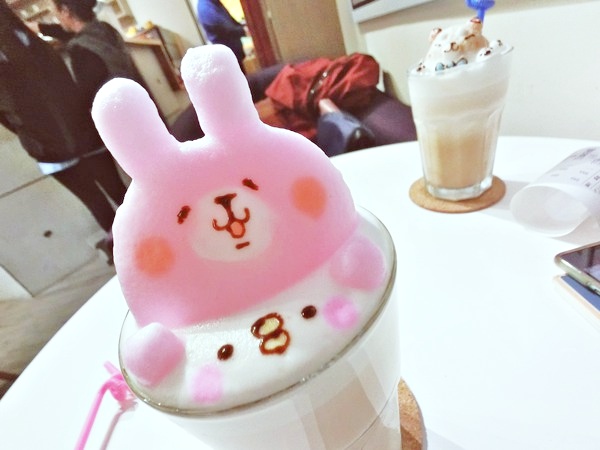 這樣真的可以喝？全台超人氣可愛拉花咖啡廳大集合