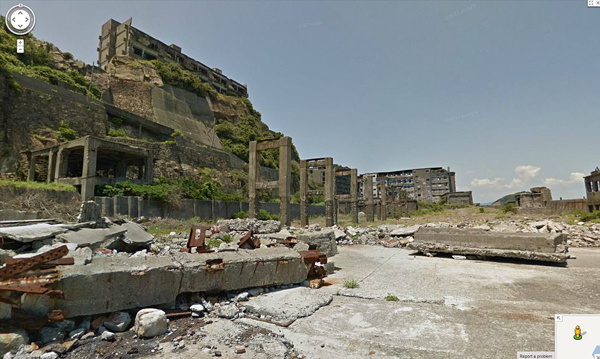 Google maps 遊覽地球上最荒涼的城市：日本軍艦島