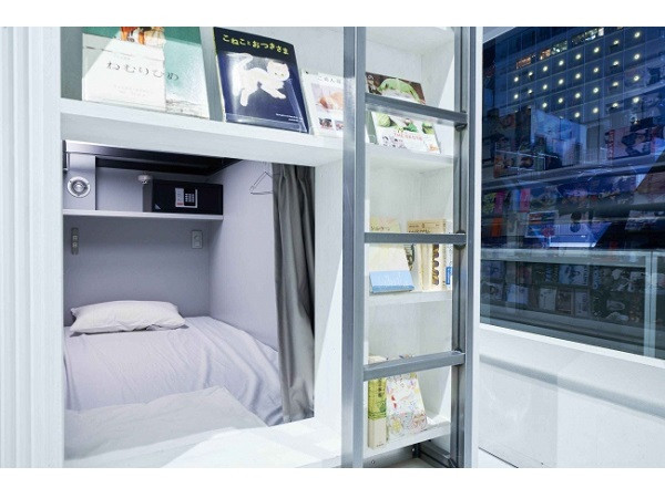 BOOK AND BED TOKYO打造時尚感十足的白色書架和金字塔！大阪第一家開幕