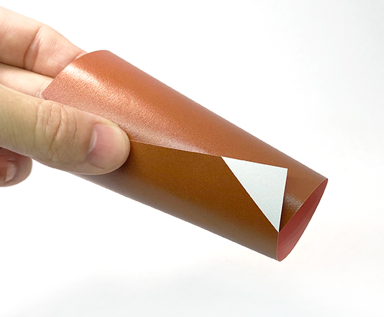 不再聞豬色變！日本設計可愛小豬賀年卡祝大家新年快樂