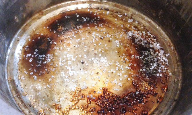 【長知識】別再用力刷鍋子了,省力清潔必備「檸檬酸」