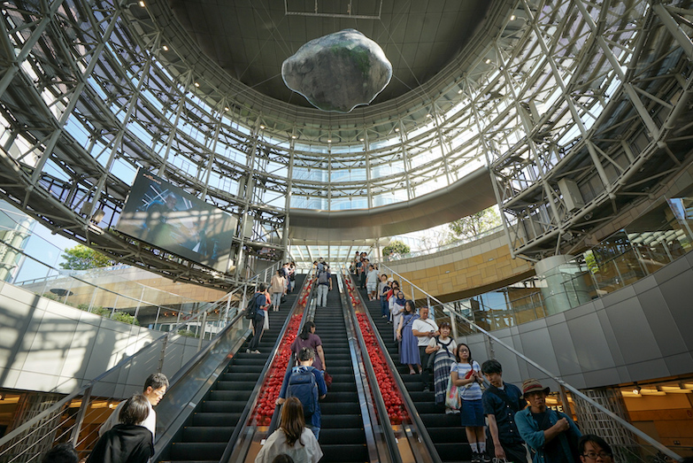 六本木藝術之夜 10 週年盛大舉辦！臺灣藝術家莊志維以《黑暗中的彩虹》作品唯一代表出展