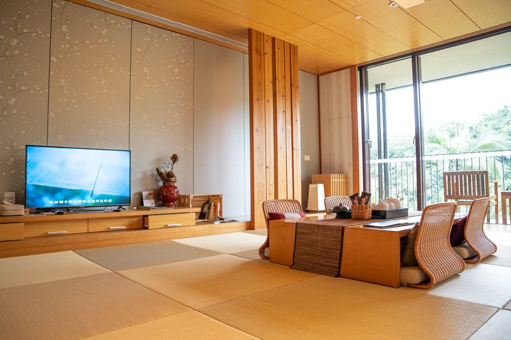 溫柔道別 2020 年！礁溪老爺「老爺詩歌節」以《道別與鹽》為題，客房、公共空間串連鴻鴻、何景窗等 12 位詩人創作巧思