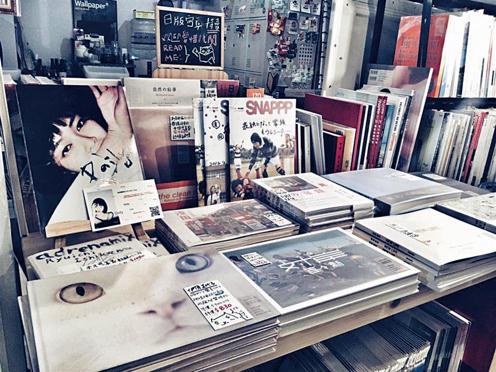 台北、台中7間風格攝影店！集結時光咖啡店、Lightbox攝影圖書室、暗房工作室