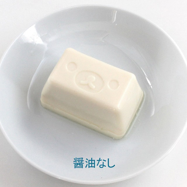 捨不得一口吃掉的拉拉熊小臉豆腐