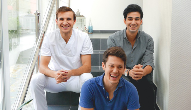 史上首支按壓式齒間刷 WINGBRUSH，比牙籤更乾淨、比牙線更好用