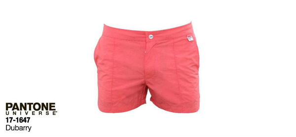 我愛夏天!我要穿著PANTONE到海邊!!