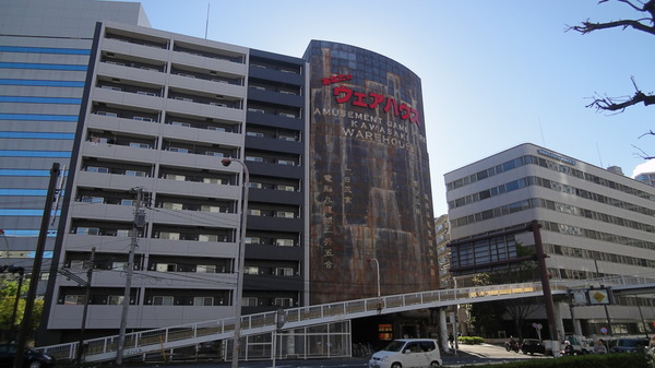 百分百模擬香港九龍寨城的日本電玩遊樂場