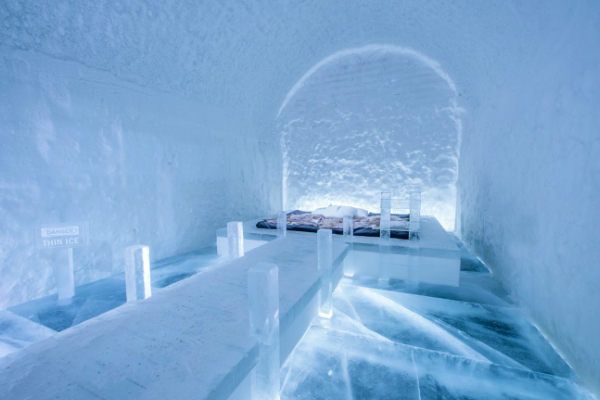 36 位跨國藝術家打造，瑞典冰屋酒店 Ice Hotel 藝術套房限時倒數中
