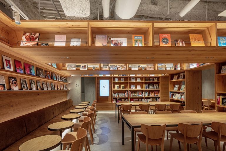 新宿「北村寫真機店」攝影迷天堂！結合相機專賣、咖啡、展覽的攝影殿堂