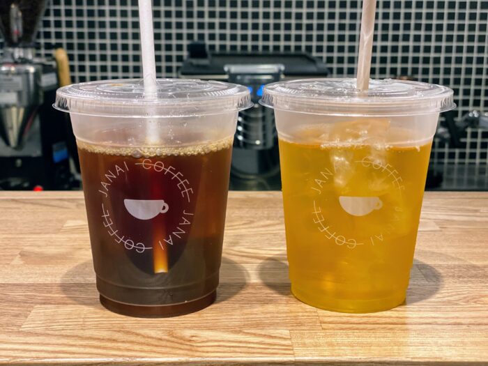 解開謎題才能得知入口！東京偽裝成咖啡店的地下酒吧「JANAI COFFEE」爆紅