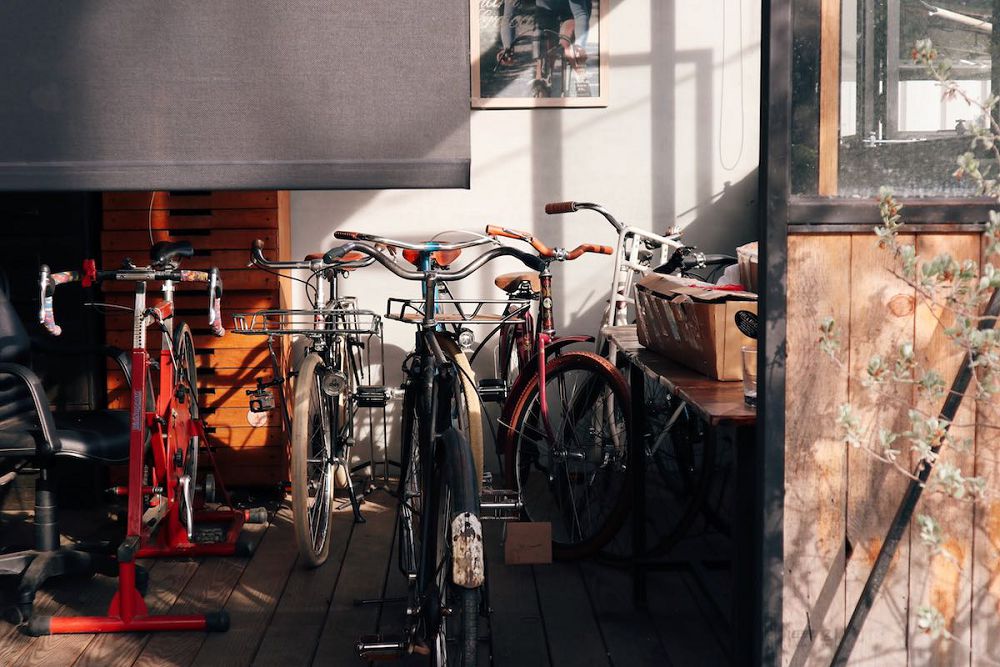 親手改造 50 年北投山野的荒廢老宅！LIGHT HOUSE 主理人葉士豪的木質綠意複合工作室