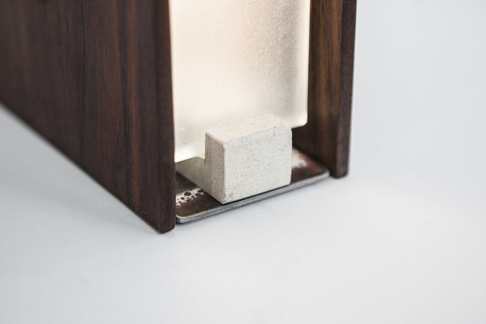 META DESIGN 設計「敦南不熄燈」書擋桌燈！回收敦南誠品木材重現拱形窗，傳承閱讀記憶