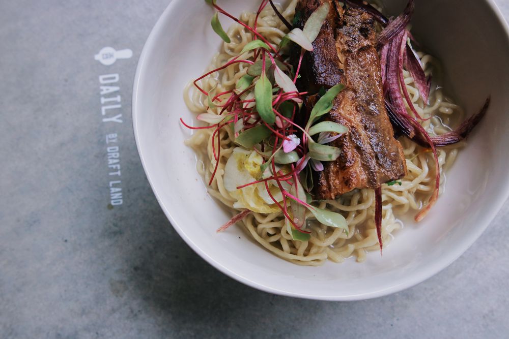 手工麵職人林擠米台灣味沾麵溫暖開動！快閃 Daily by Draft Land 白日小酒館，品嚐麵條的酸、甜、麻、辣、鹹五味