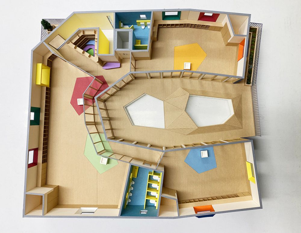 幼稚園也是遊樂園!teamLab建築操刀日本「キッズラボ南流山園」創意學習空間