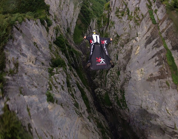 不刺激毋寧死！極限運動迷人的瞬間