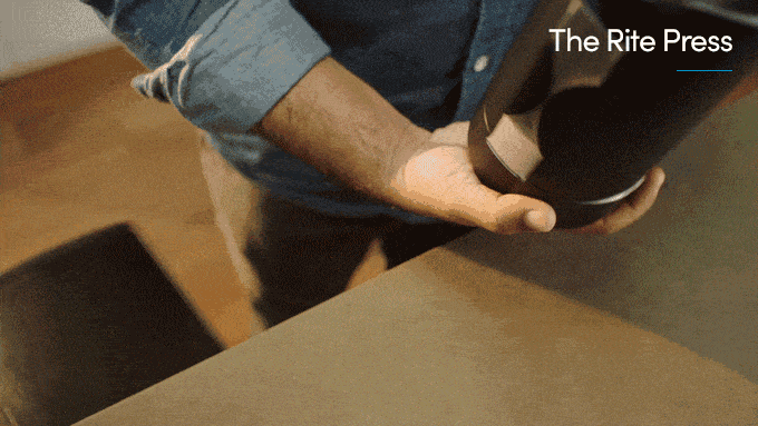 手沖咖啡不失敗！附有溫度計跟沙漏的 Rite Press 法式濾壓壺，咖啡渣還超好清理