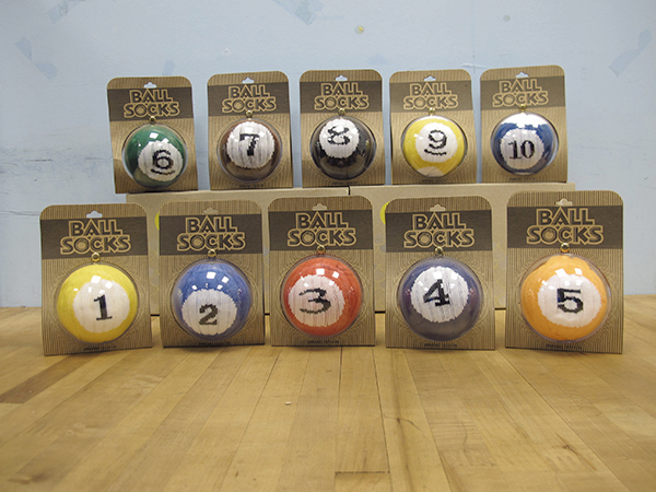 【生活玩物】哥穿的不是襪子，是品味：25TOGO 造型球襪