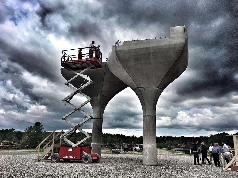 紐約漂浮公園Little Island！海澤維克操刀132座鬱金香柱支撐的綠意水上小島