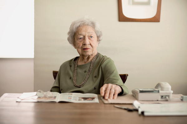 活了超過一世紀,面容平靜的人瑞攝影集