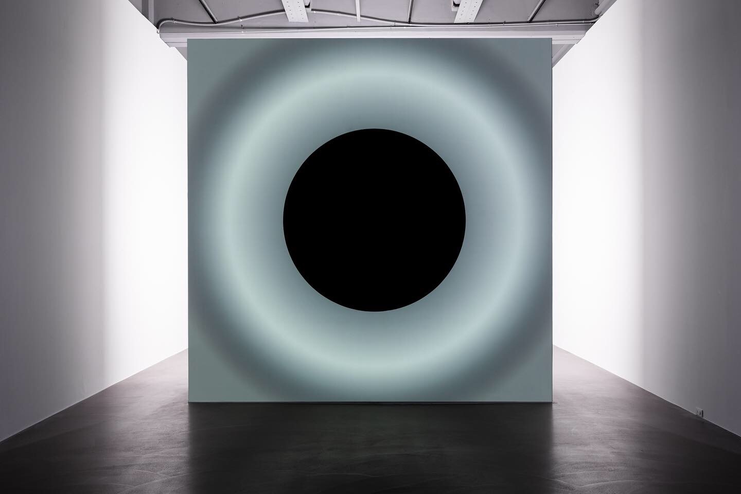 國際聲光藝術家池田亮司睽違十年亞洲最大、最完整個展！北美館年度重磅推出科技感體驗