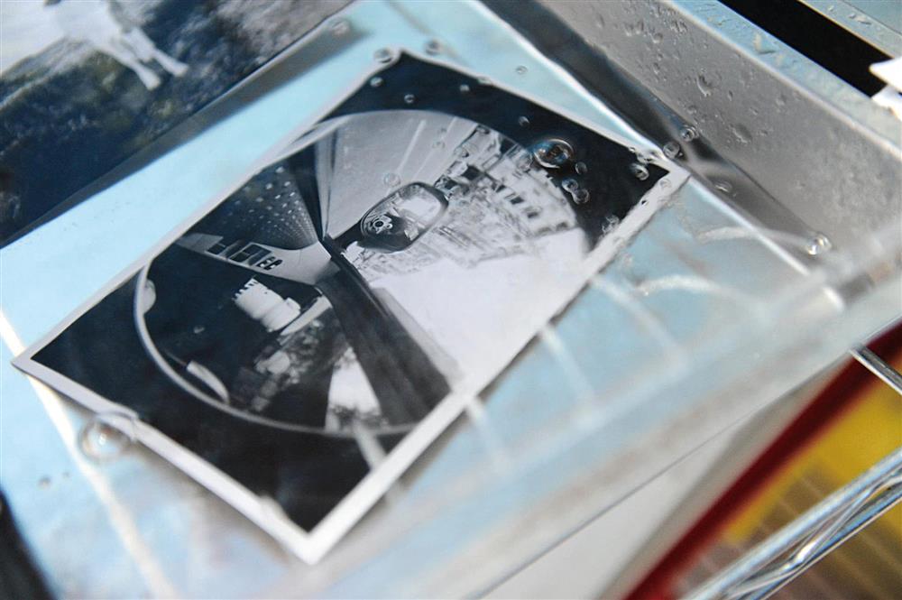 台北、台中7間風格攝影店！集結時光咖啡店、Lightbox攝影圖書室、暗房工作室