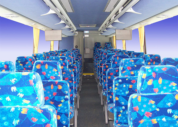 全世界都一樣醜設計：公眾交通工具座椅上的驚人圖案