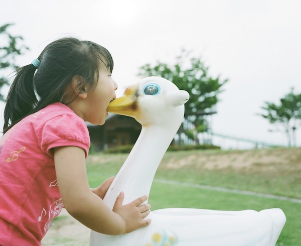 用親吻讓世界更美好「Kiss Me Please Project」