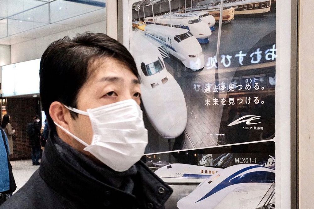 捕捉幽默街拍！香港街頭攝影師Edas Wong拍下爆炸頭樹景、路人長角的趣味作品