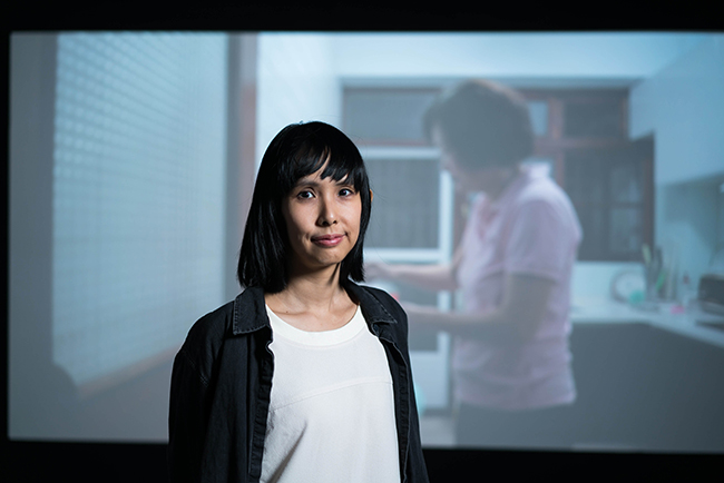 臺北美術獎首獎 王煜松《花蓮白燈塔》海中寫生歷史遺跡