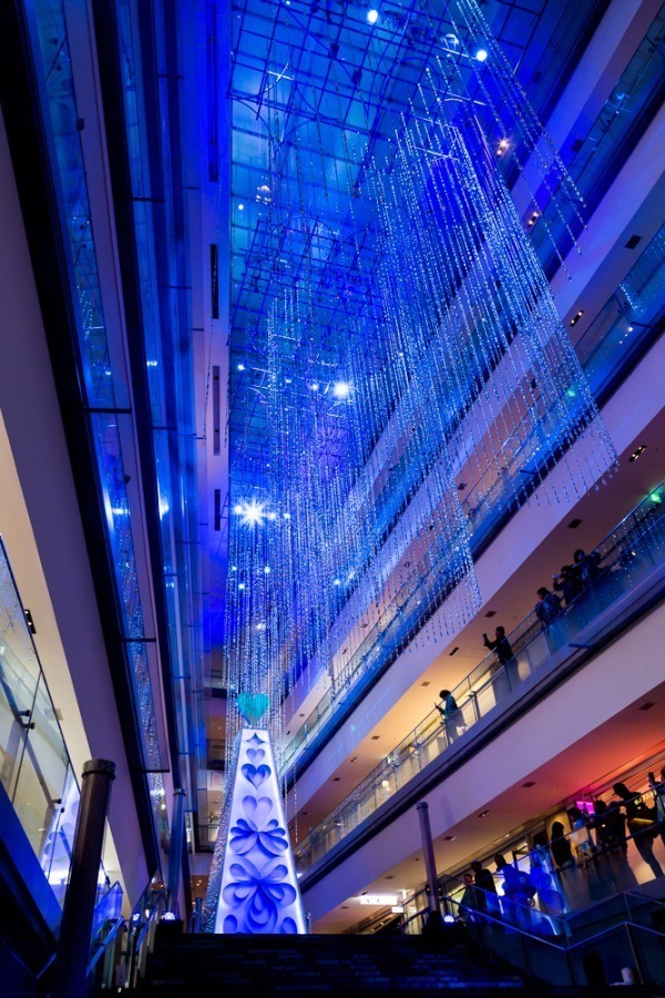 傳統聖誕樹不稀奇，快來看看 2018 年度東京最佳設計聖誕樹！