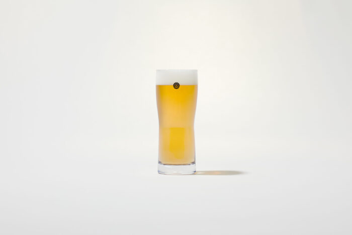 來一杯 AI 調配的「人生釀造 craft」精釀啤酒！20、30、40 歲的色、香、味由數據和職人技詮釋出「世代滋味」