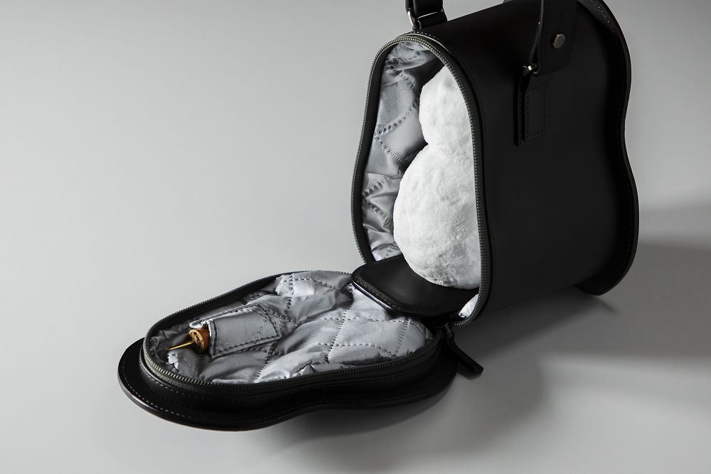 雪人專屬皮革袋！保冷塑形、鼻子專屬收納袋，土屋鞄職人大展玩心實現把雪人帶回家之夢