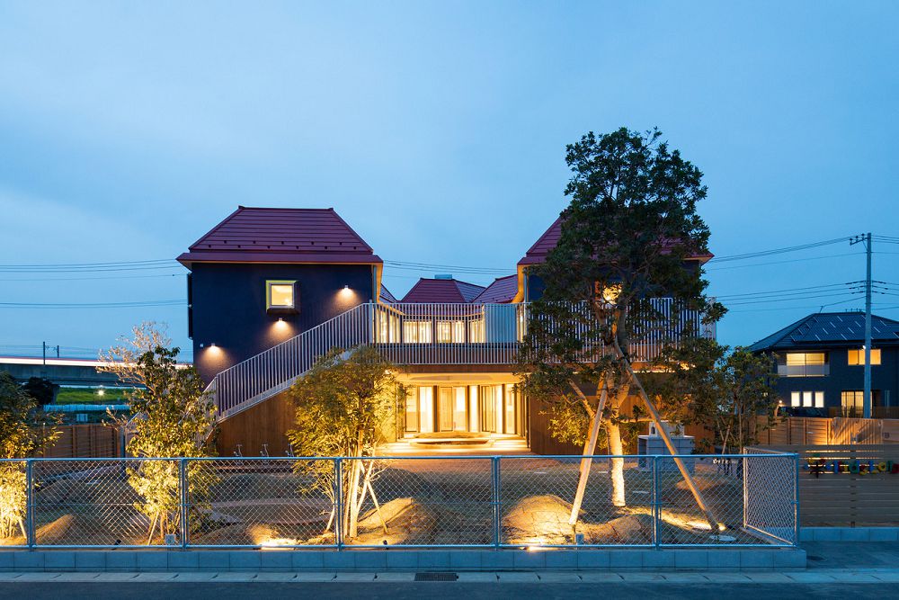 幼稚園也是遊樂園!teamLab建築操刀日本「キッズラボ南流山園」創意學習空間