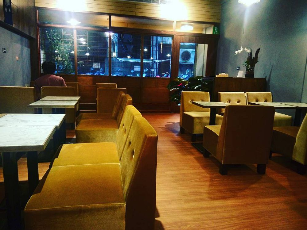 台北3間風格深夜咖啡廳！走訪Costumice Café、北風社、黑露咖啡館