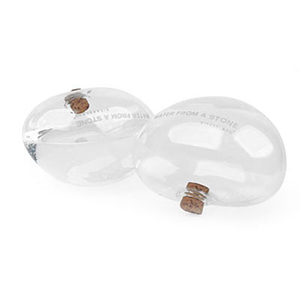 擺在花盆中的太空氣球,晶瑩剔透的透明澆花石