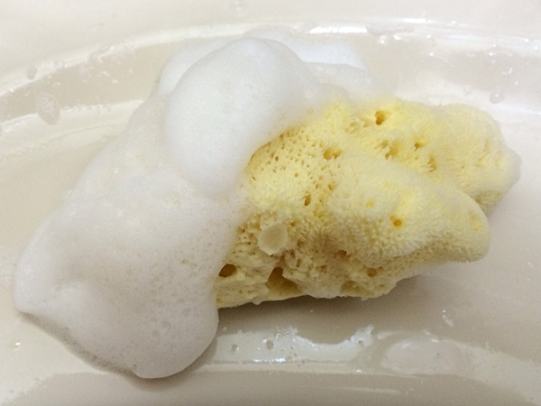 跟著自己一輩子的老皮，洗對了比洗香香重要《ARM&S》手工皂開箱