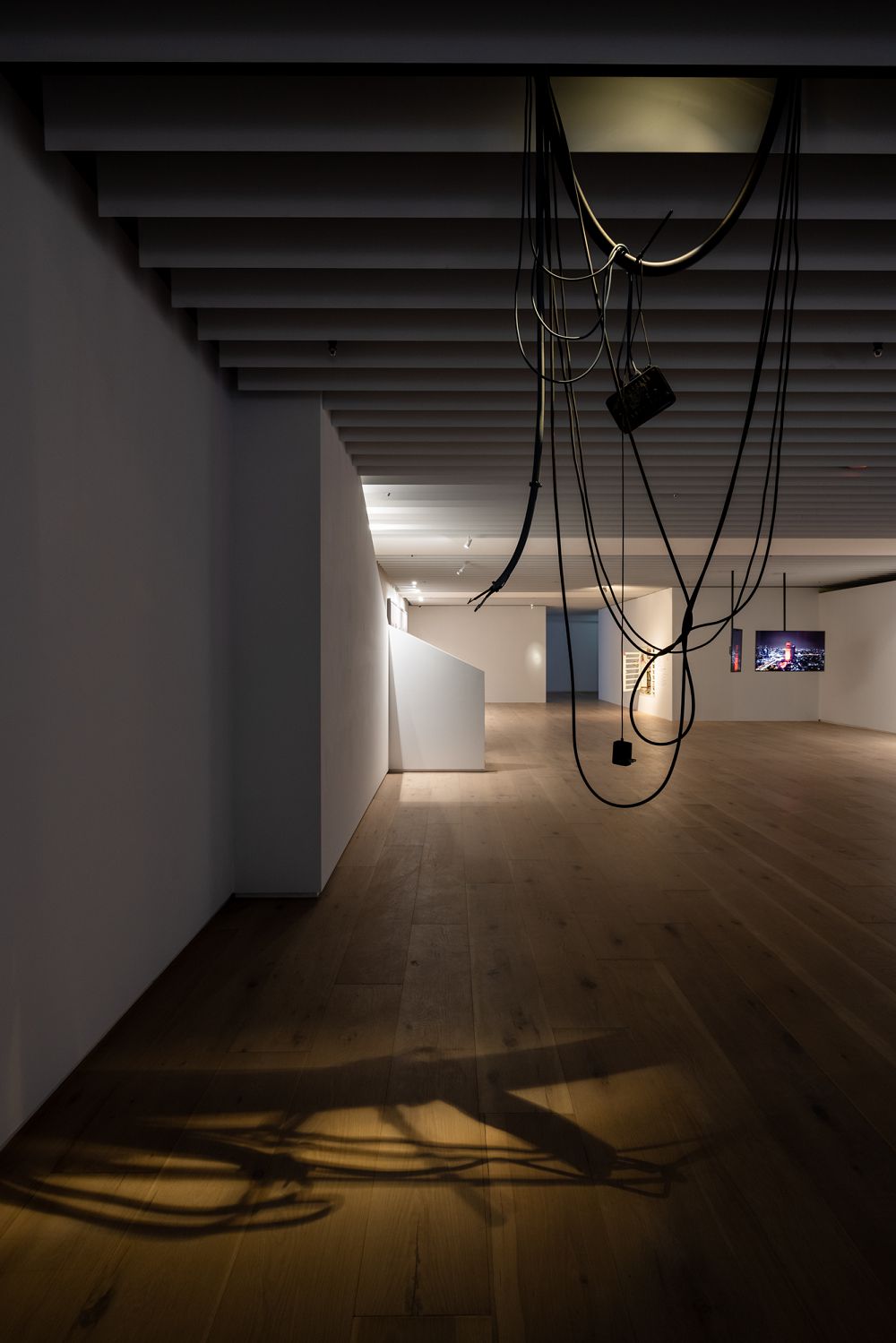 忠泰美術館《殘山剩水》當代藝術展，於疫情時代中提問「我們的城市失敗了嗎？」