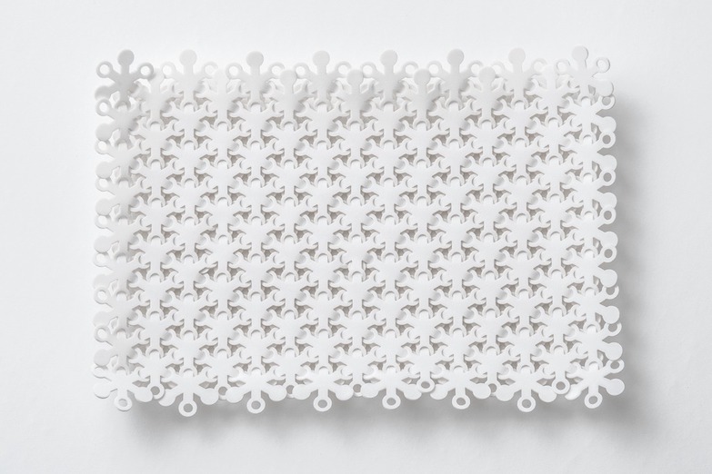 片片雪花組成永續包裝！日本設計師打造「Cy-Bo」美感滿分的新形態環保包裝材料