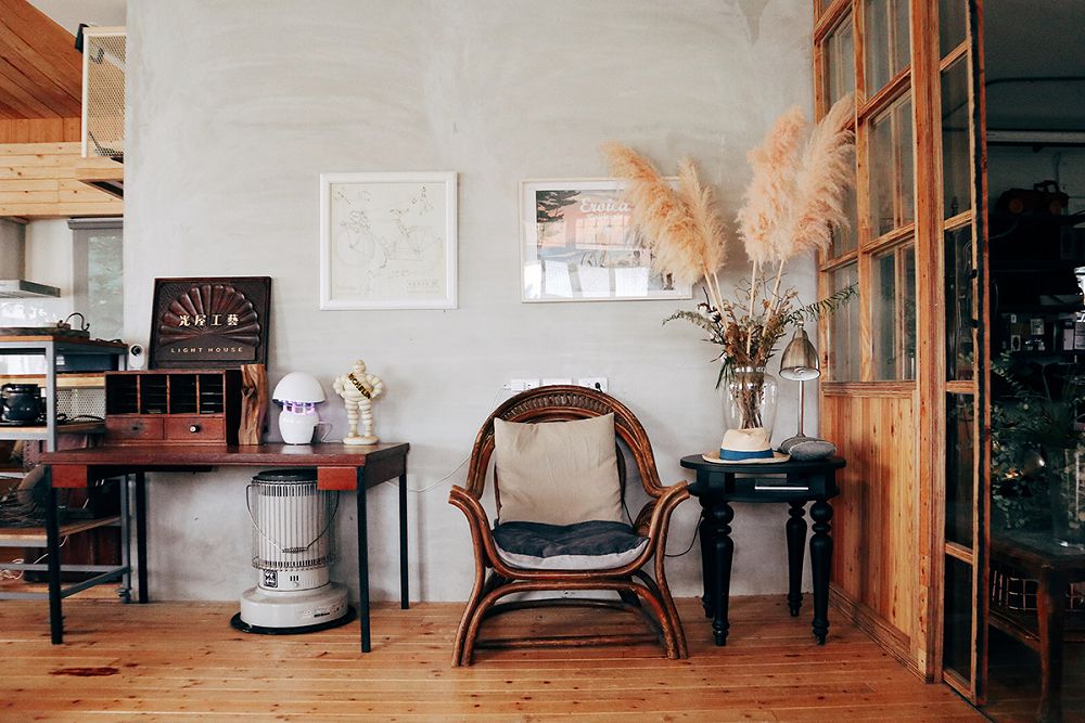 親手改造 50 年北投山野的荒廢老宅！LIGHT HOUSE 主理人葉士豪的木質綠意複合工作室