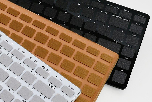 MAC或PC都能享受的鋁合金發光鍵盤 DEMON ART