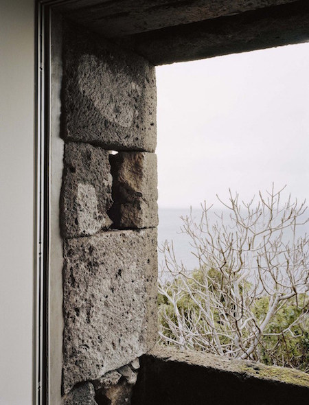 想讓人一探究竟的新舊融合神祕廢墟別墅