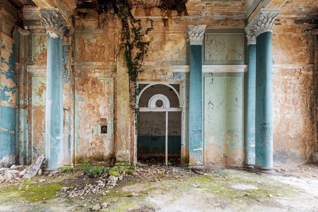 穿越時光隧道到後蘇聯時代，鏡頭底下的被遺忘之地