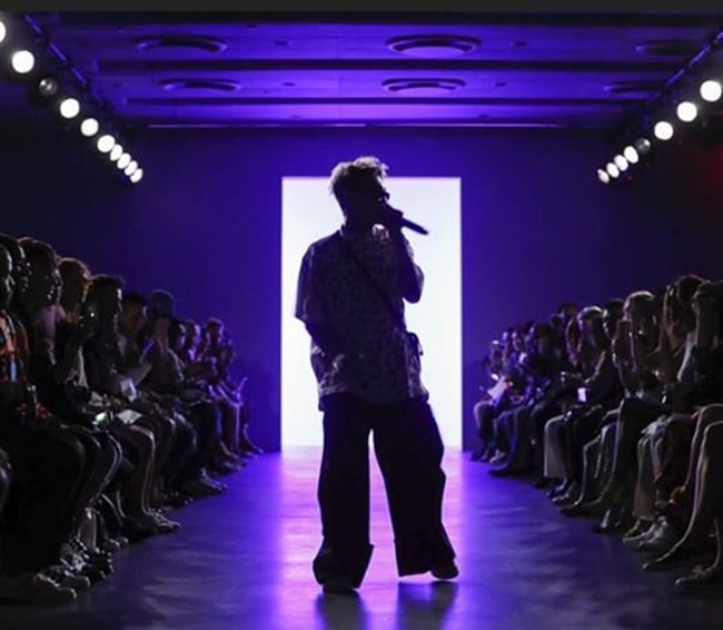 四裸女登上紐約時裝週，周裕穎玩跨界聯手常玉