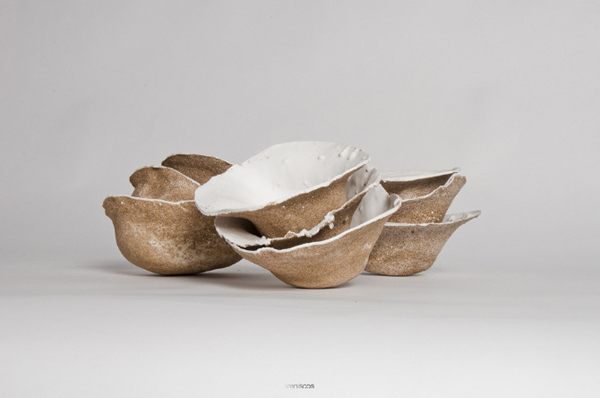 用最少的資源製造產品，藝術家的沙灘製碗計畫