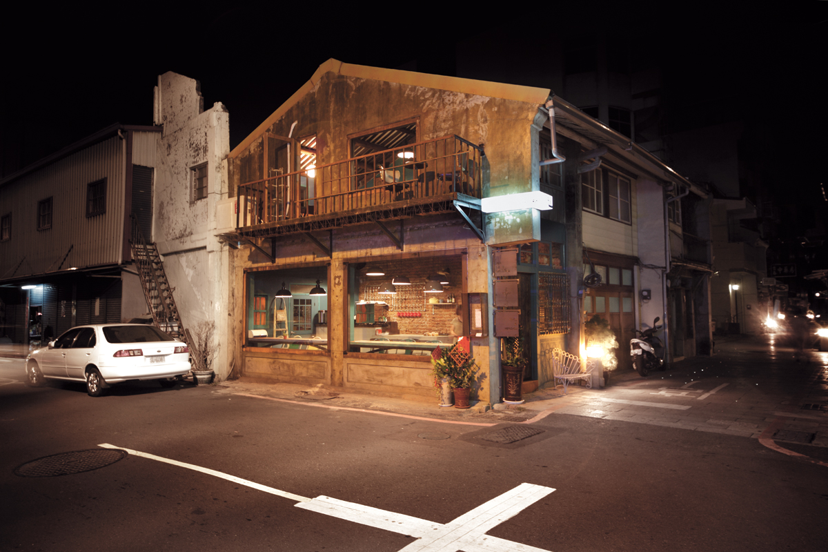 轉角遇見微醺府城夜！台南第一條街神農街老屋酒館「太古taikoo」