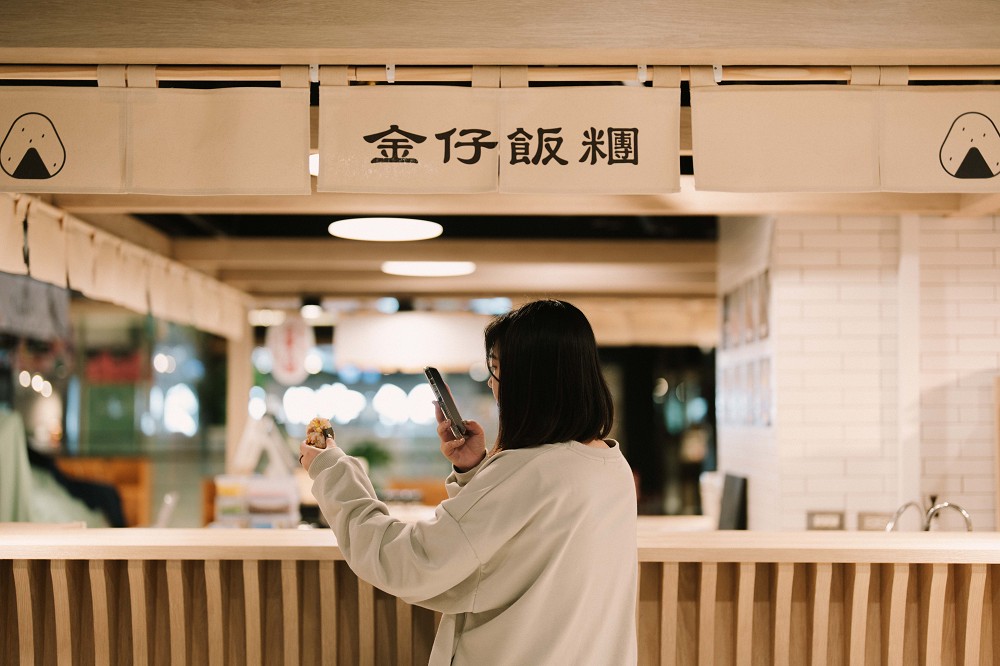 台中第六市場「金仔米店」改裝！藏身市場內顛覆傳統的食驗型米店