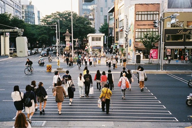 如果馬路標誌成了設計感線稿？日本道路工程的驚鴻一瞥