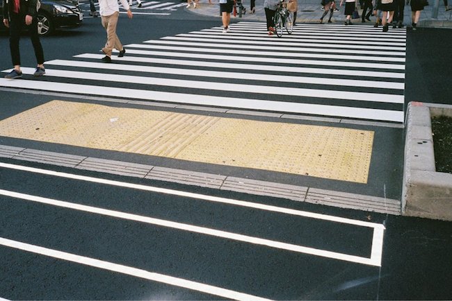 如果馬路標誌成了設計感線稿？日本道路工程的驚鴻一瞥